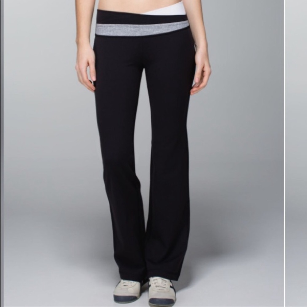 Lululemon Astro Pants Wide Leg Criss Cross Waistband Size 10 Black